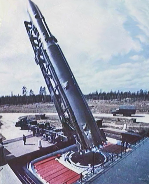 Bildergebnis fÃ¼r R-16 missile